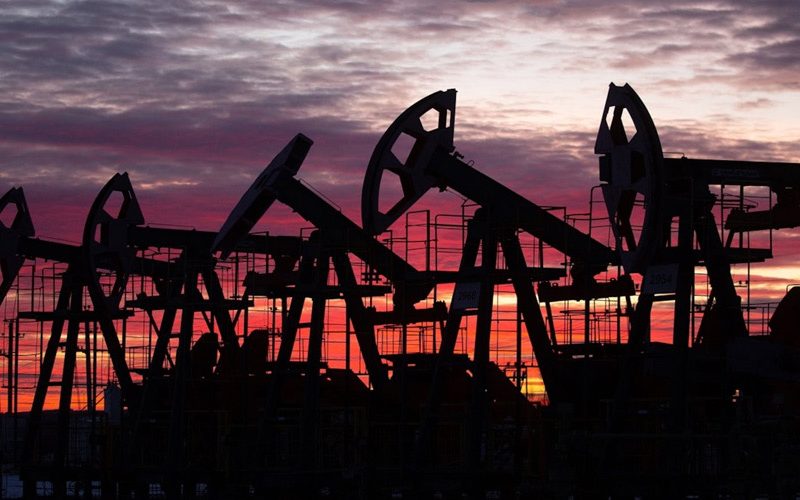 Oil Price Lingers at The Edge as US Inflation Data Raises Eyebrows