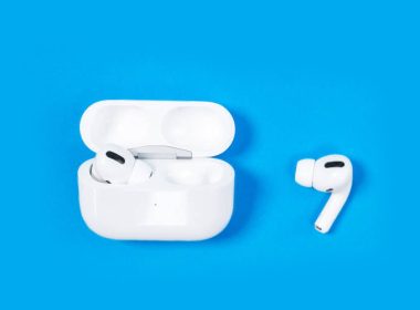 Apple-Supplier-Begins-Manufacturing-AirPods-Components-in-India