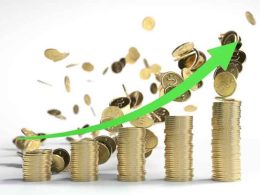 Comparing-CDs-and-Crypto-for-Business-Growth-in-2023